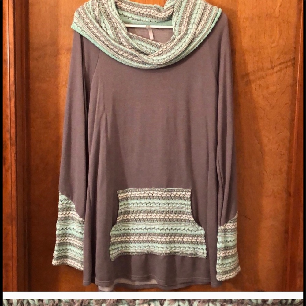 Vanity sweater boho design